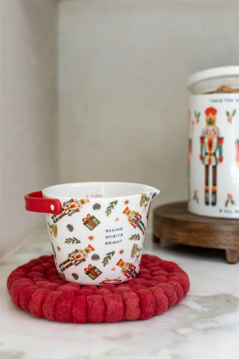 Nutcracker Measuring Cup Set – Paper Luxe